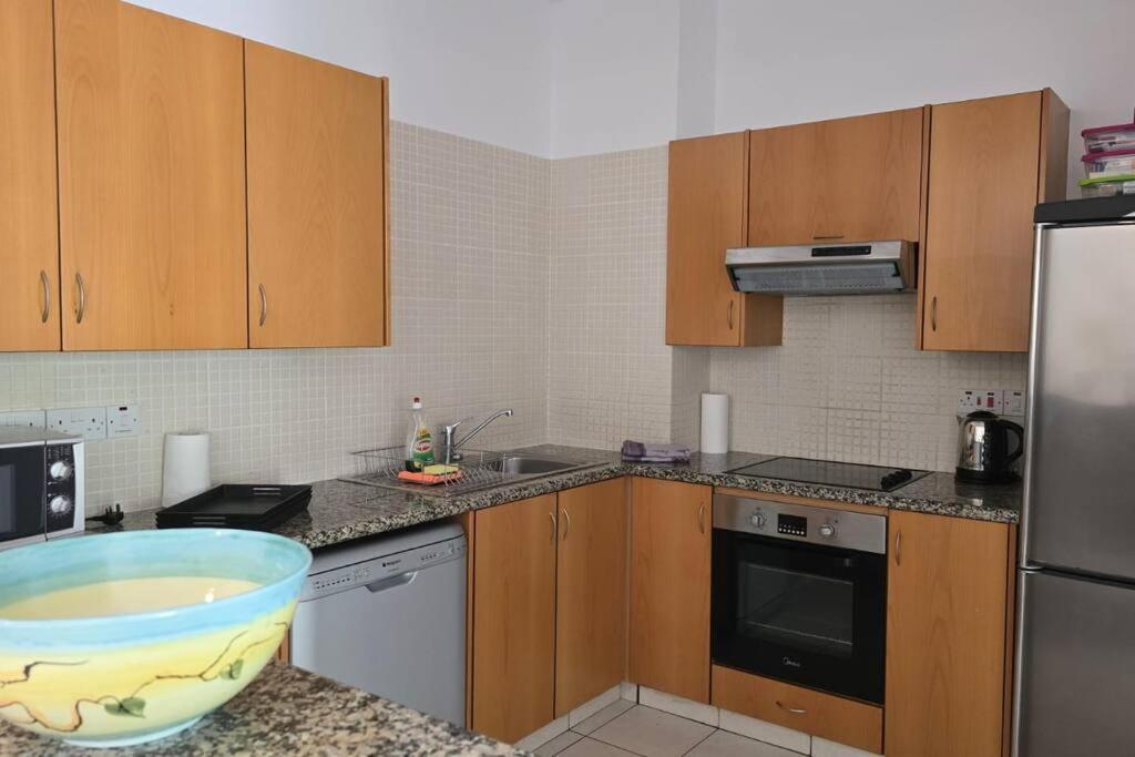 Hesperides Gardens, Spacious 2 Bedroom Apartment Paphos